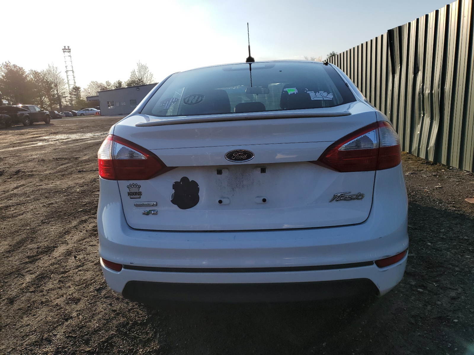 3FADP4BE6FM210689 2015 Ford Fiesta Se