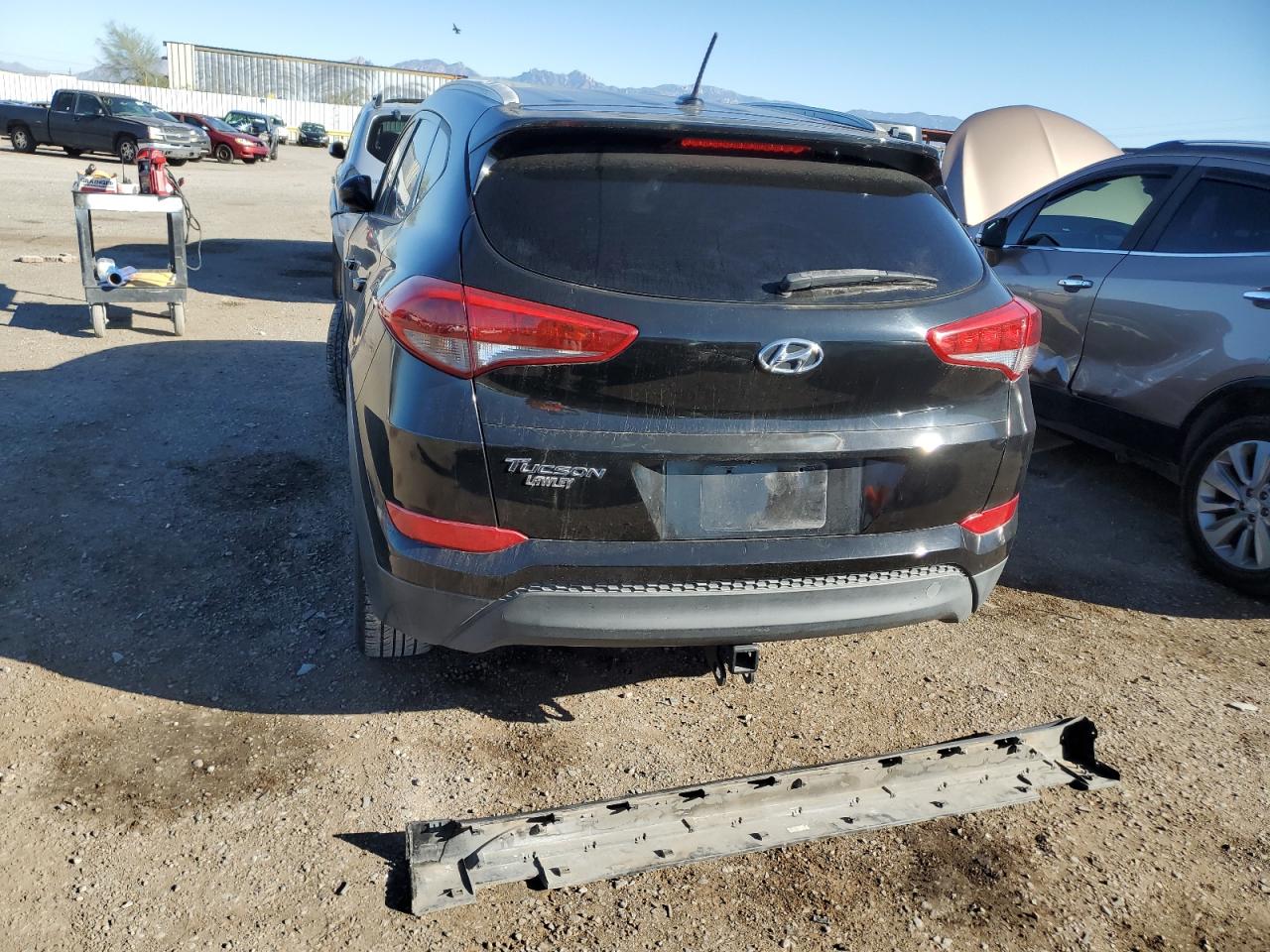 2016 Hyundai Tucson - Image 6