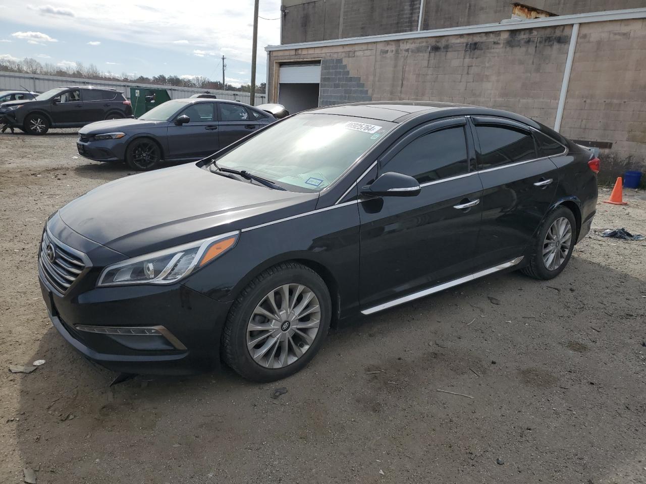 5NPE34AFXFH235122 2015 HYUNDAI SONATA - Image 1