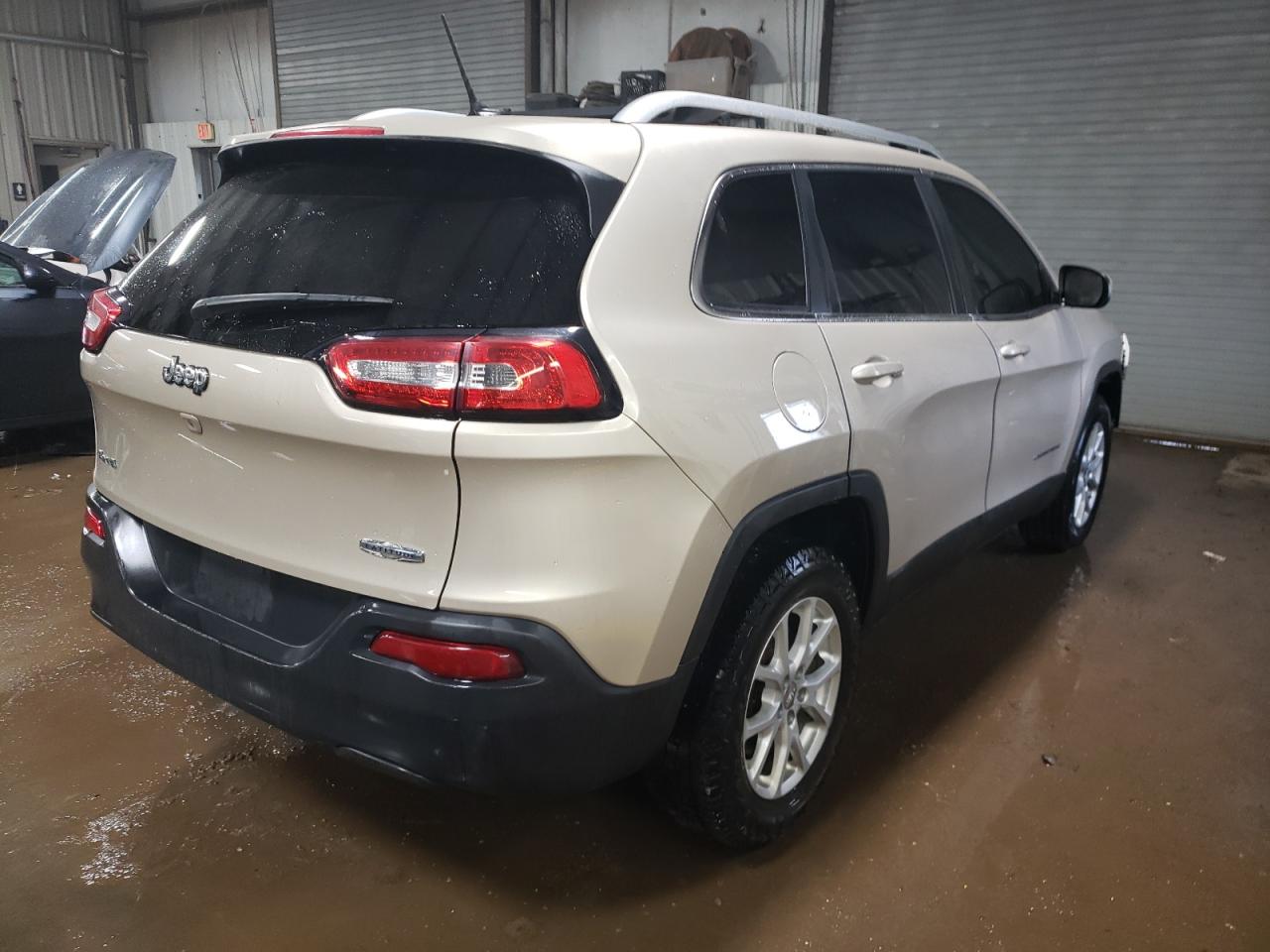 1C4PJMCB3FW502474 2015 Jeep Cherokee Latitude