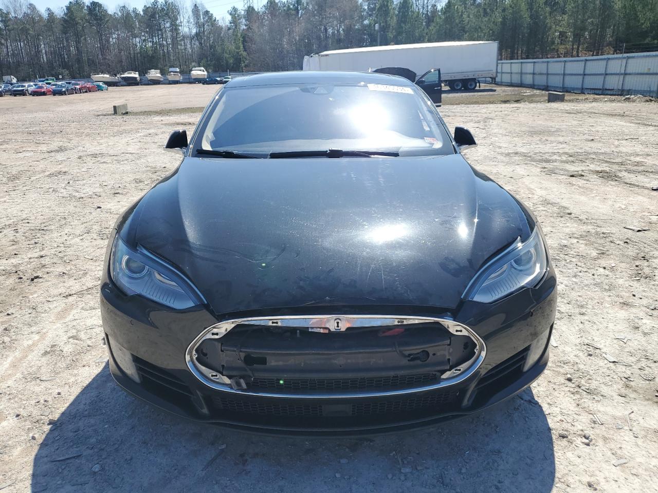 2015 Tesla Model S 70D VIN: 5YJSA1S27FF098948 Lot: 46345534