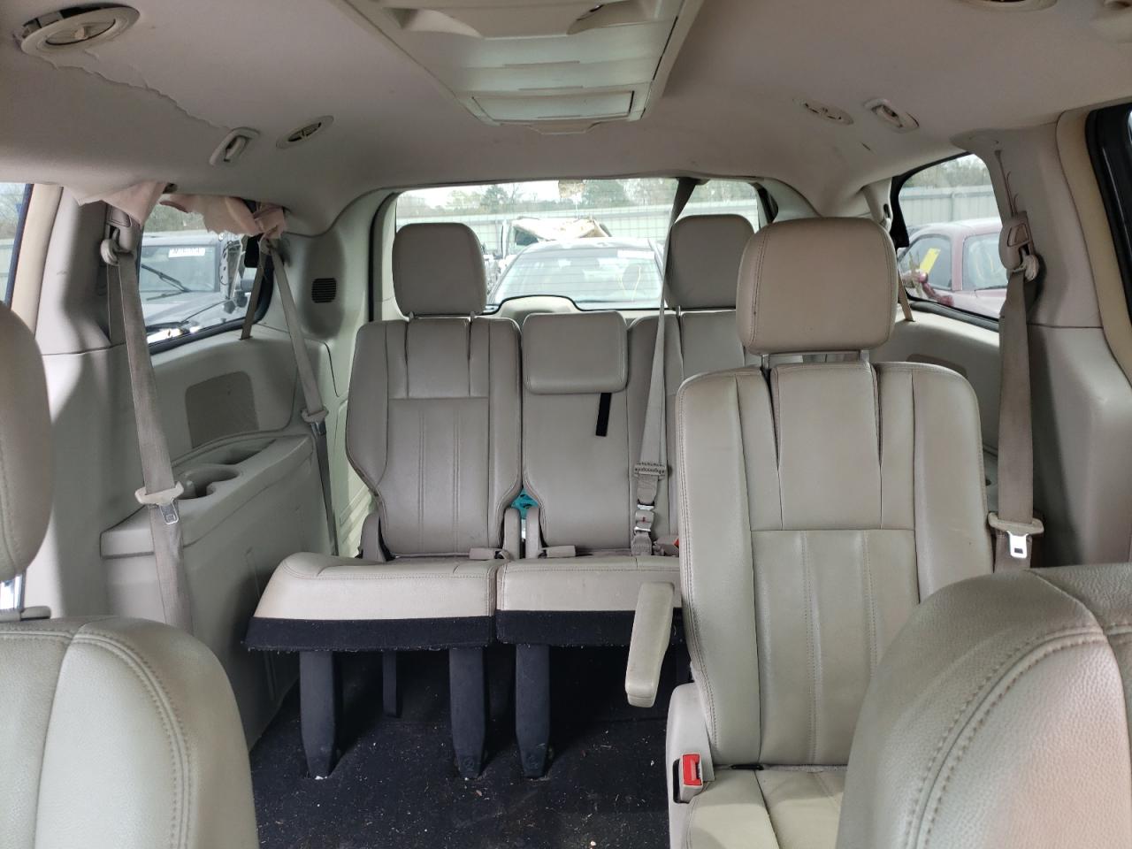 2013 Chrysler Town & Country Touring VIN: 2C4RC1BG9DR556124 Lot: 92395755