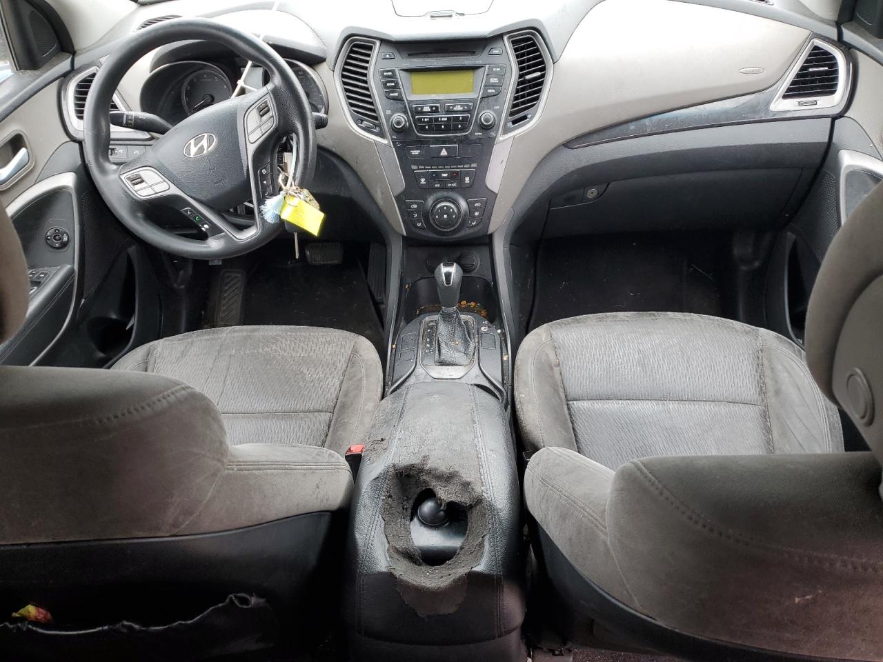 2014 Hyundai Santa Fe - Image 8