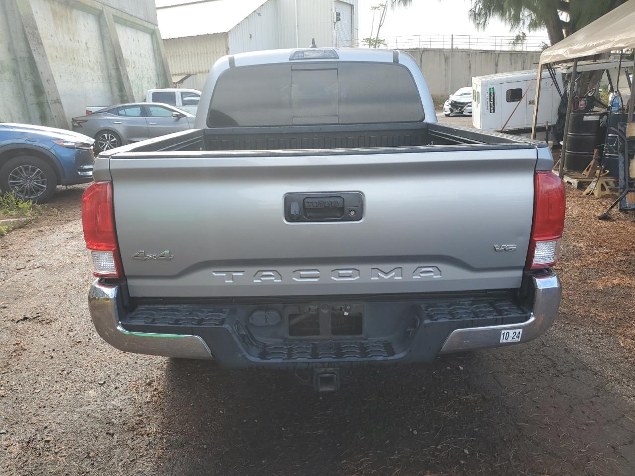 3TMCZ5AN5HM076042 2017 Toyota Tacoma Double Cab