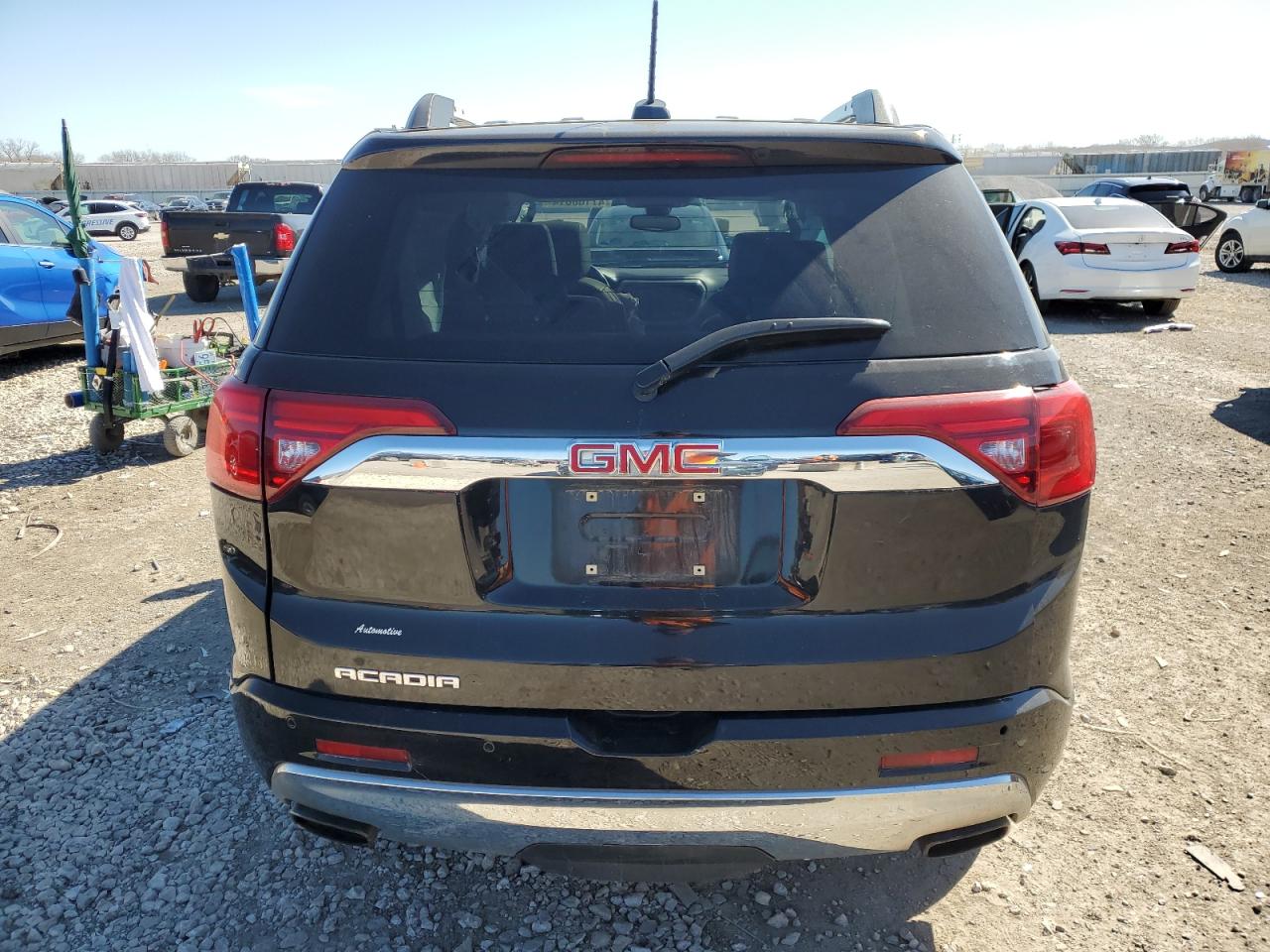 1GKKNPLS6HZ217239 2017 GMC Acadia Denali