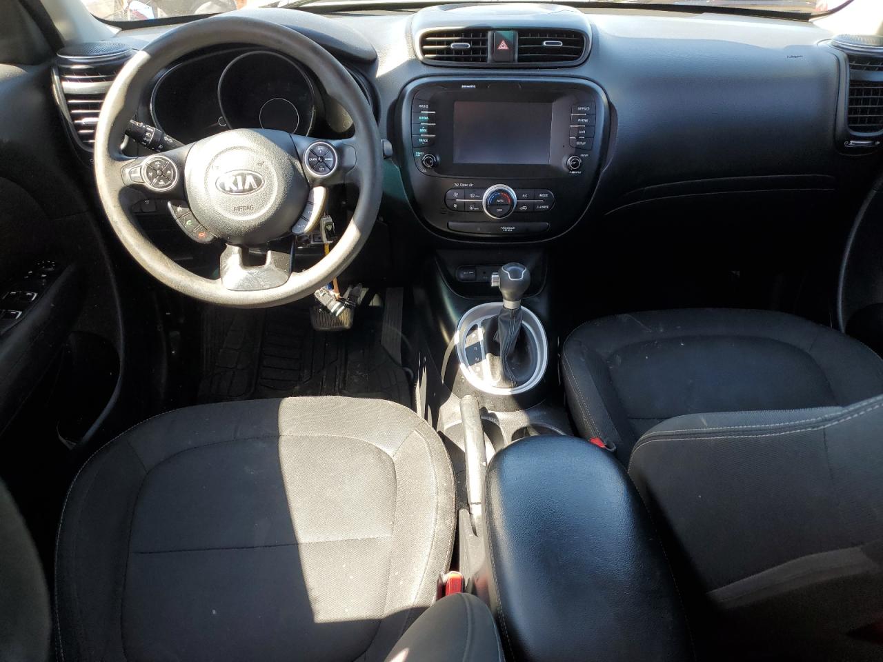 2018 Kia Soul + VIN: KNDJP3A55J7540545 Lot: 47371544