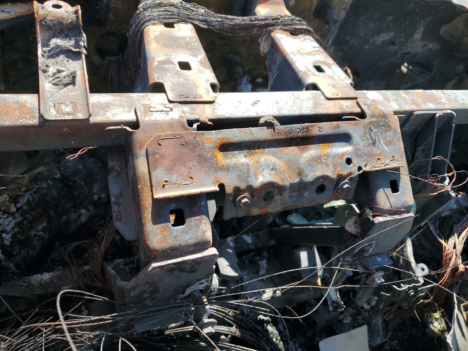 3FA6P0HDXER330240 2014 Ford Fusion Se