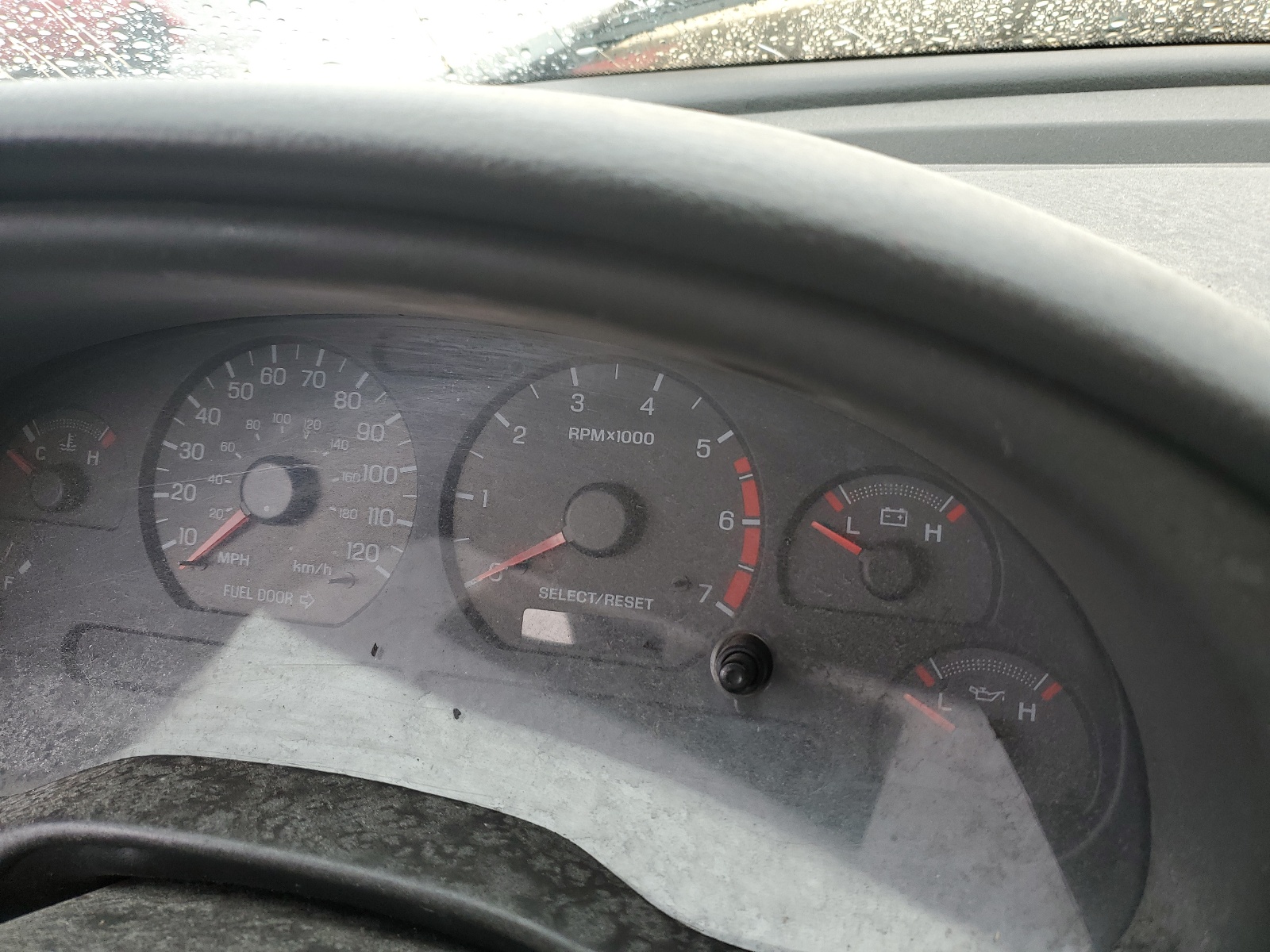 1FAFP4043YF120731 2000 Ford Mustang