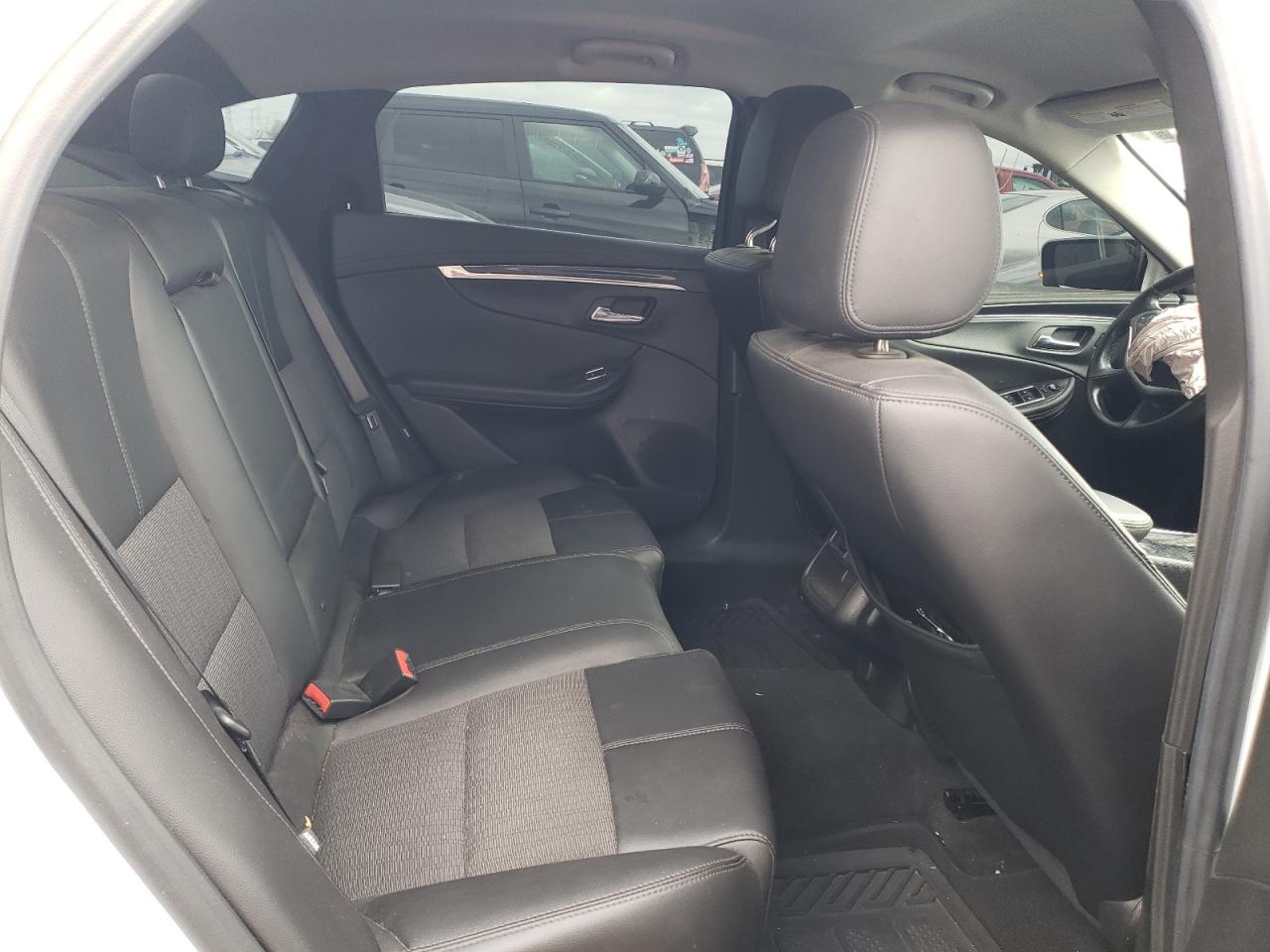 1G1105SA5HU205219 2017 Chevrolet Impala Lt