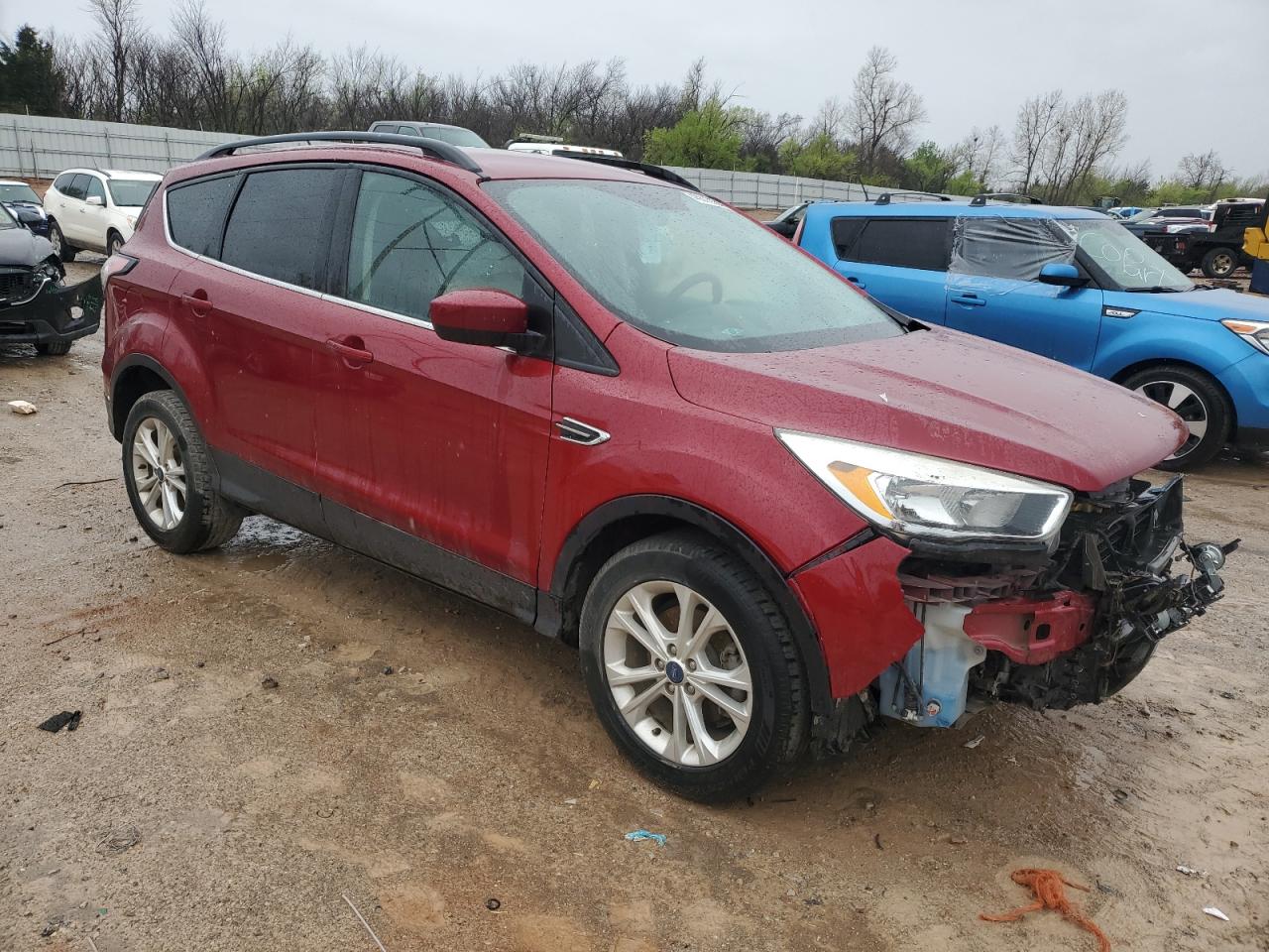 1FMCU0GDXJUA52882 2018 Ford Escape Se