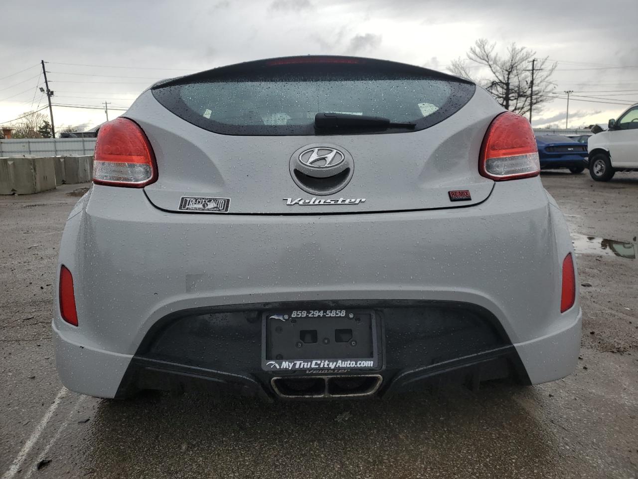 KMHTC6AD2DU162330 2013 Hyundai Veloster