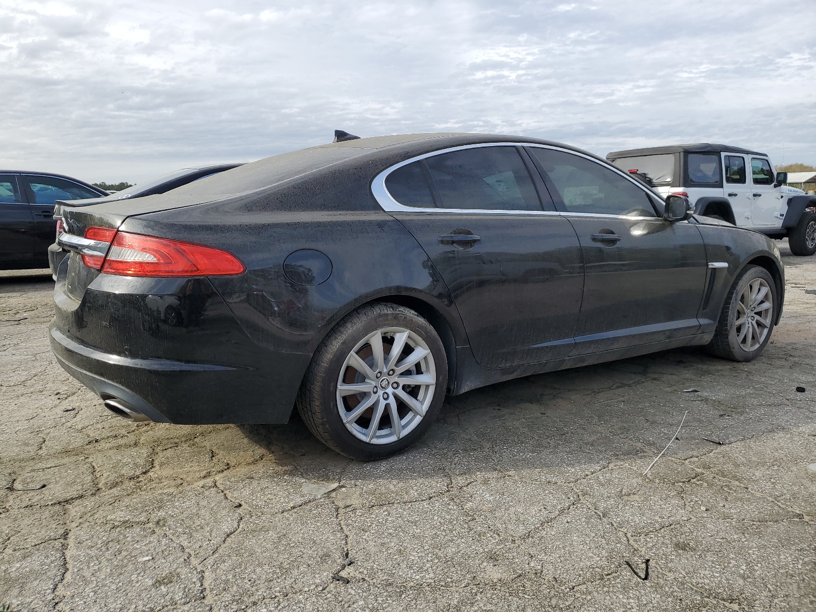 2013 Jaguar Xf vin: SAJWA0ES7DPS78894