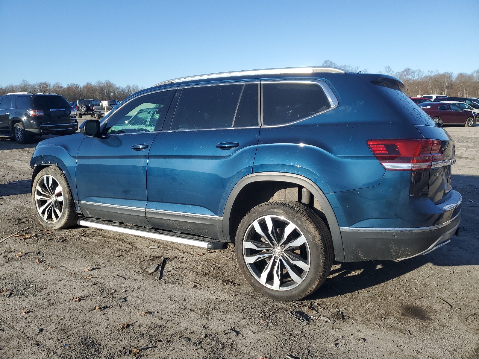 2020 Volkswagen Atlas Sel Premium vin: 1V2TR2CA3LC505275