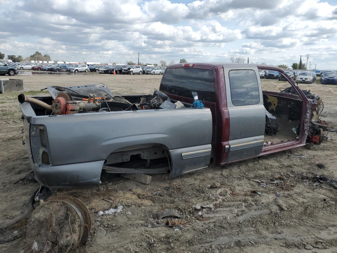 2000 Chevrolet Silverado - Image 3