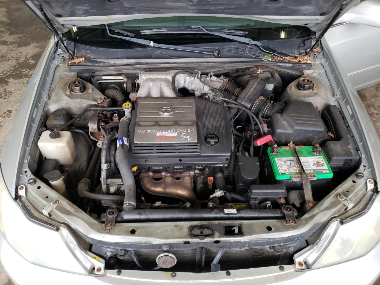 2001 Toyota Avalon - Image 11