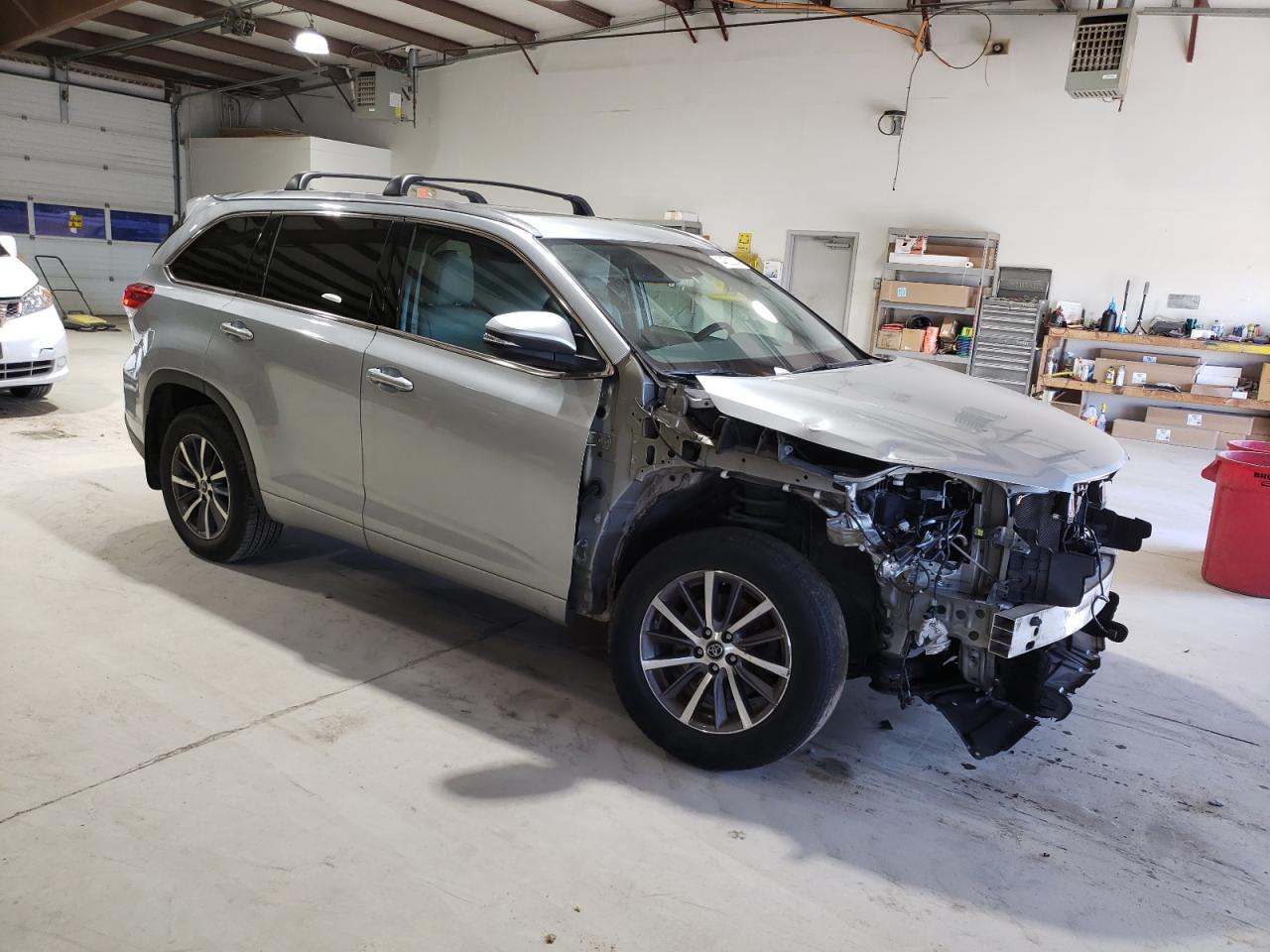 2017 Toyota Highlander Se VIN: 5TDJZRFH2HS459910 Lot: 44520304