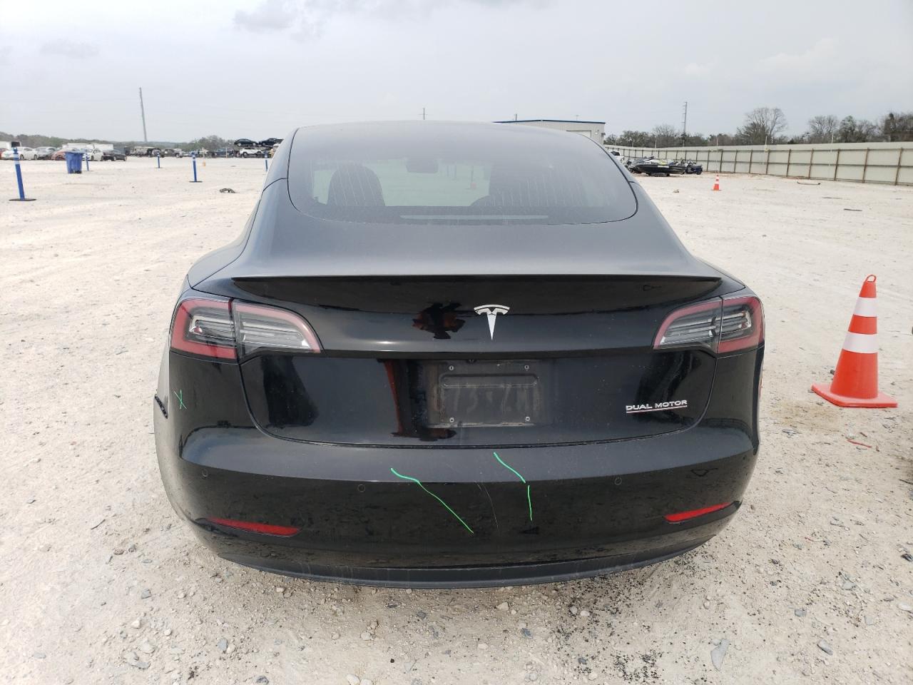 2018 Tesla Model 3 VIN: 5YJ3E1EB9JF082456 Lot: 45197344