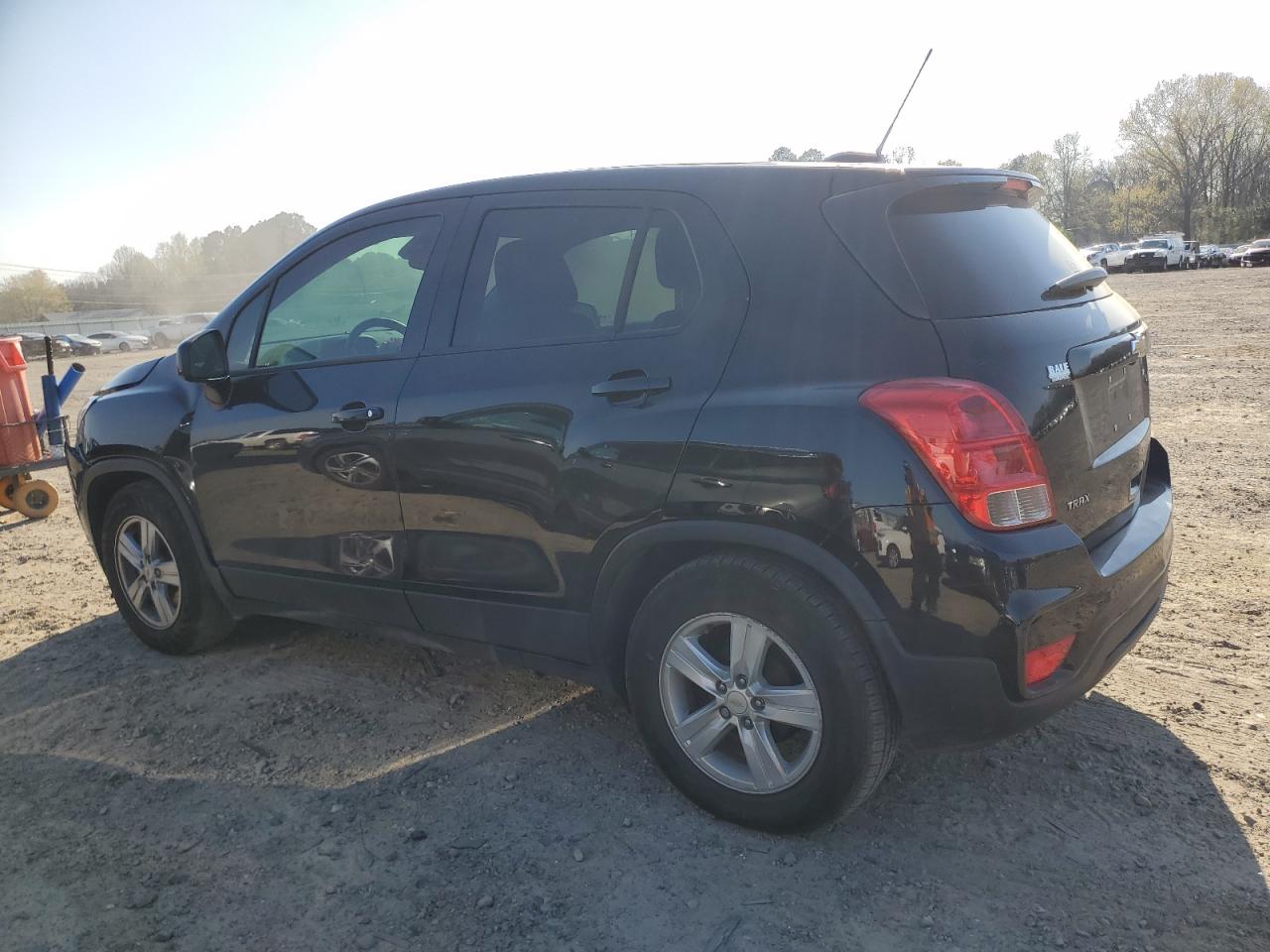 KL7CJKSB5MB302203 2021 Chevrolet Trax Ls