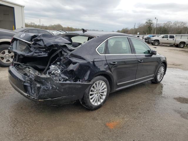  VOLKSWAGEN PASSAT 2017 Черный