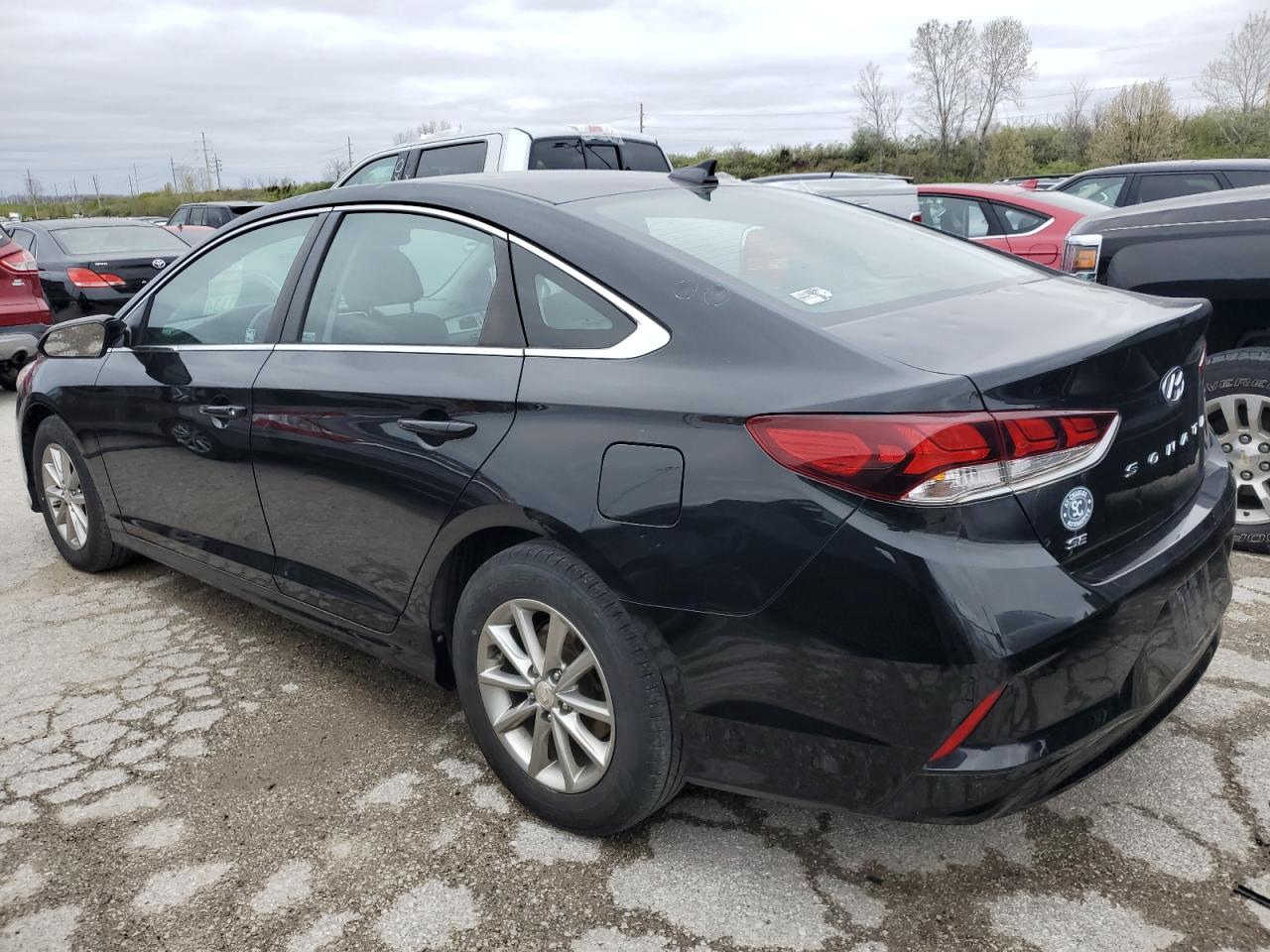 2018 Hyundai Sonata - Image 2