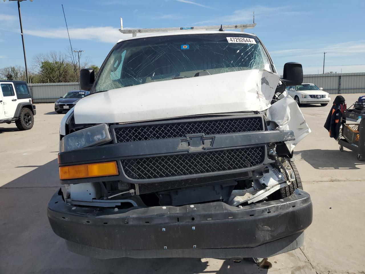 2018 Chevrolet Express G2500 VIN: 1GCWGAFP5J1329594 Lot: 47292644