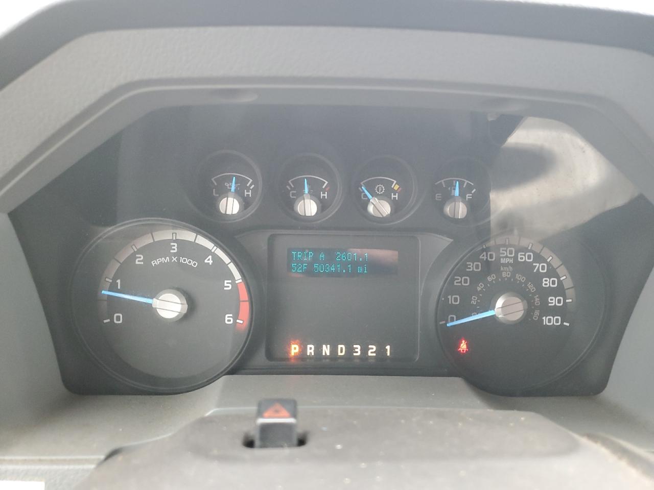 2012 Ford F450 - Image 9