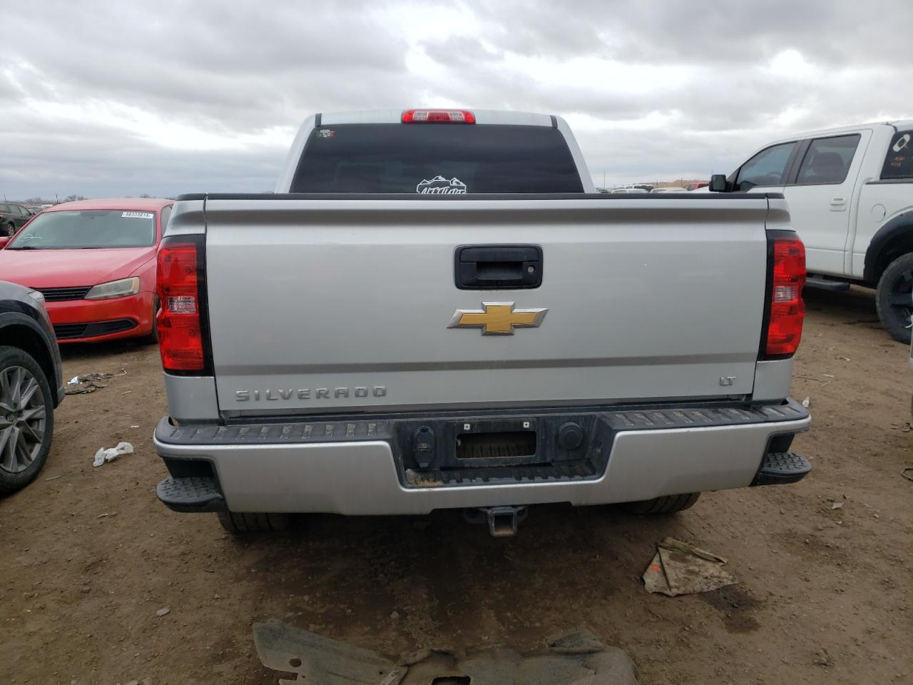 2017 Chevrolet Silverado - Image 6