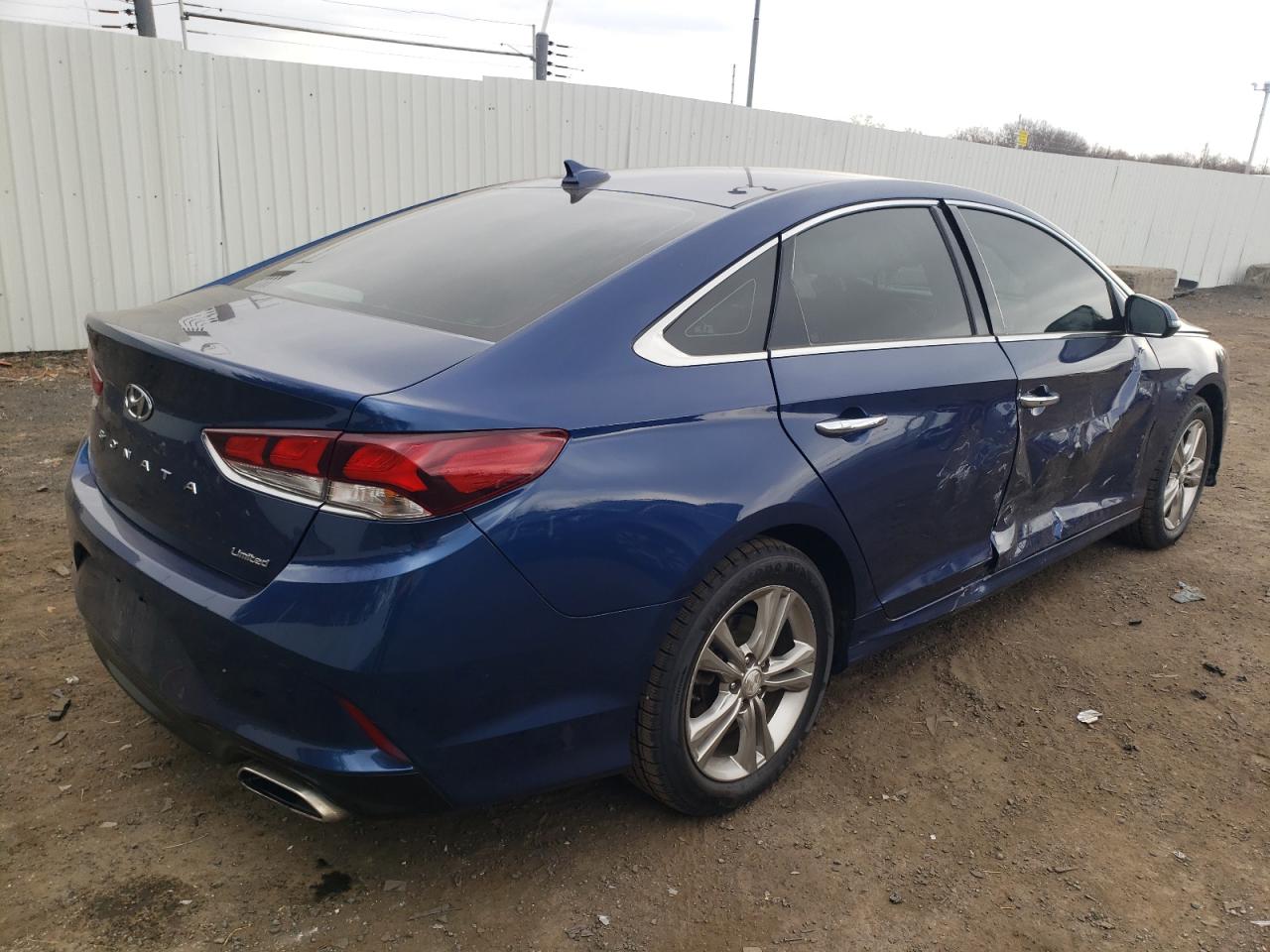 2018 Hyundai Sonata Sport VIN: 5NPE34AF9JH715869 Lot: 47433684