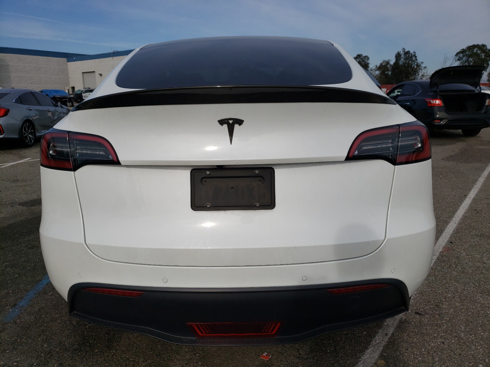 2021 Tesla Model Y vin: 5YJYGAEE7MF283013