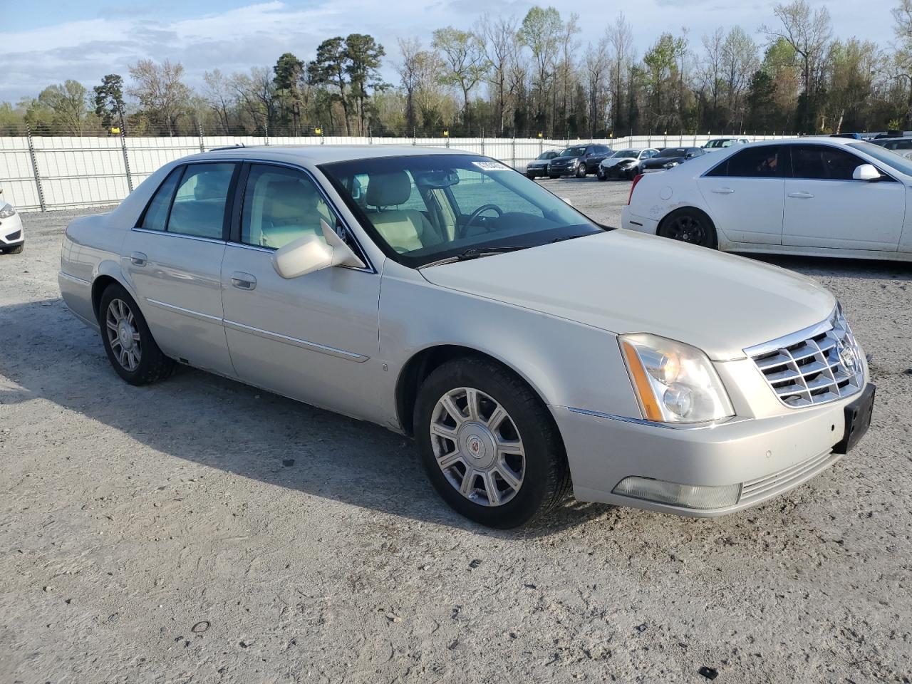 2008 Cadillac Dts VIN: 1G6KD57Y18U145769 Lot: 47854924