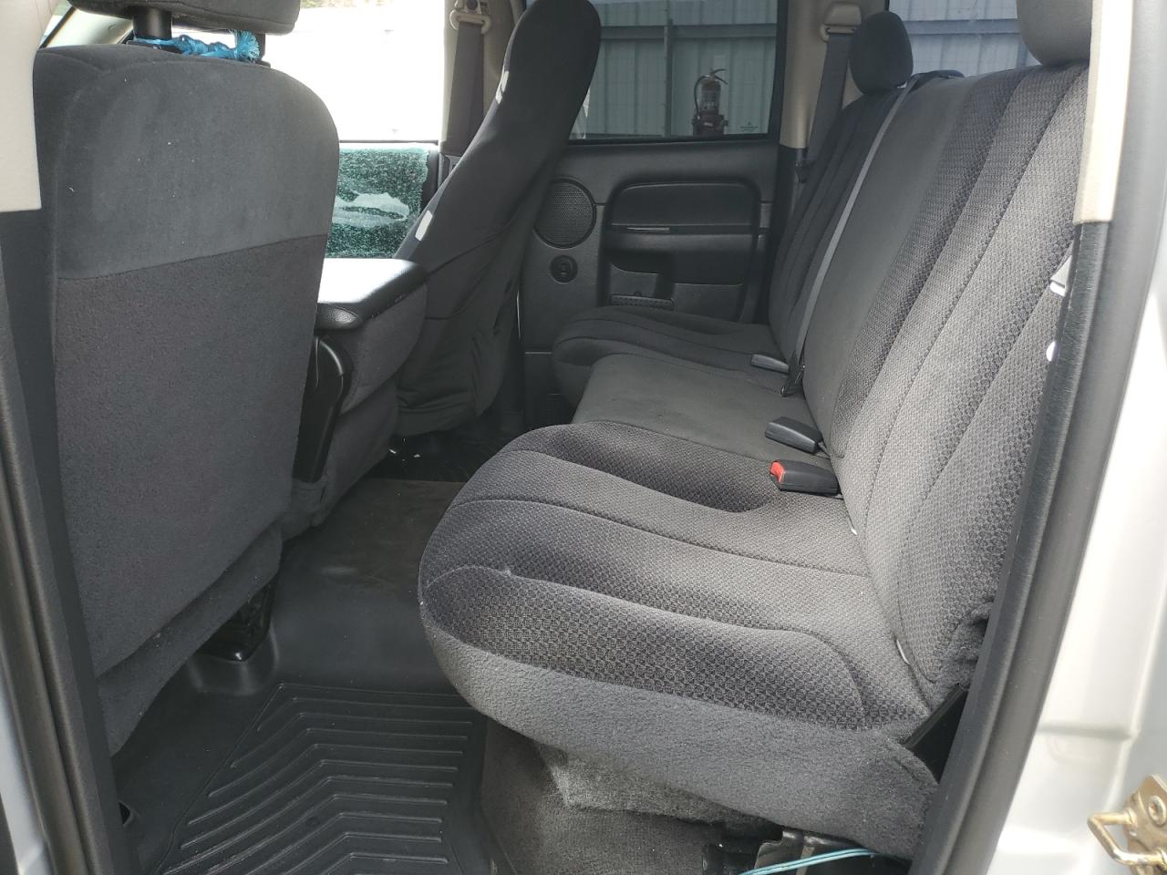 2004 Dodge Ram 1500 St VIN: 1D7HA18D04J116513 Lot: 46932534