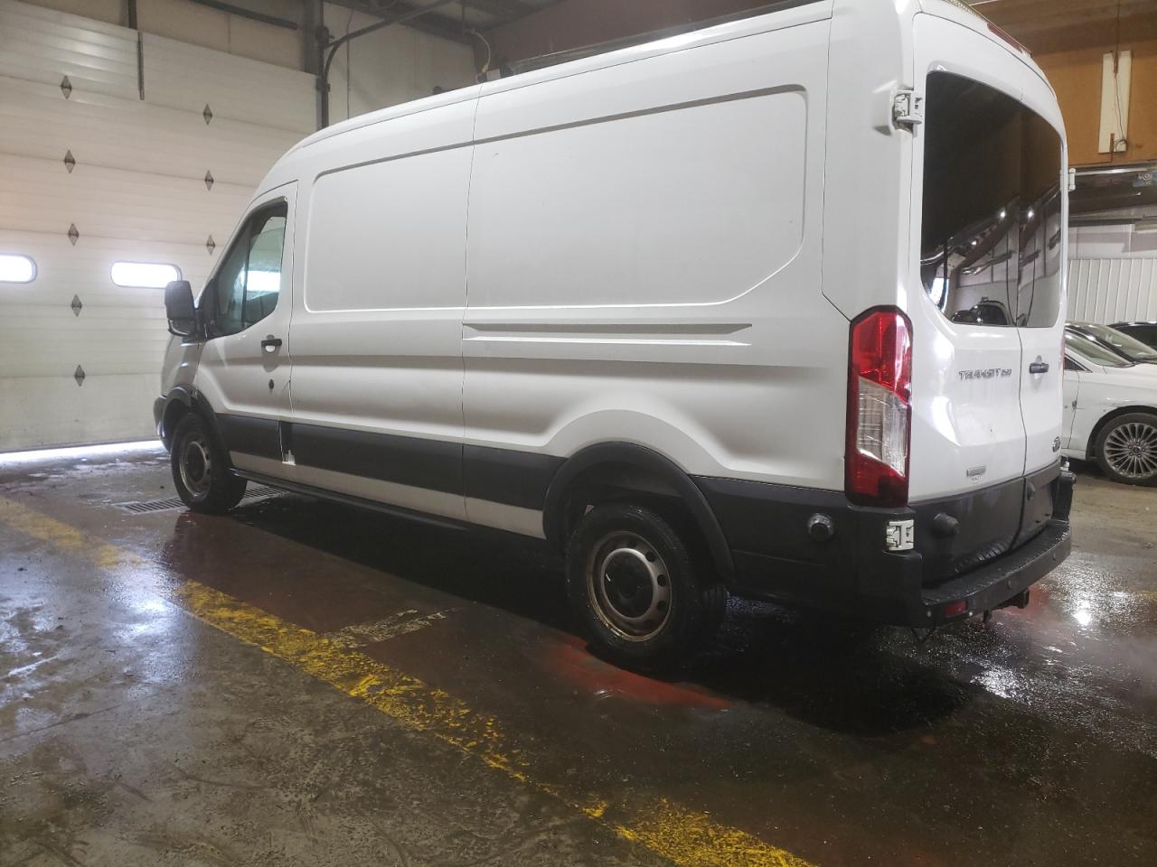 VIN 1FTNR2CG3FKA01611 2015 FORD TRANSIT no.2