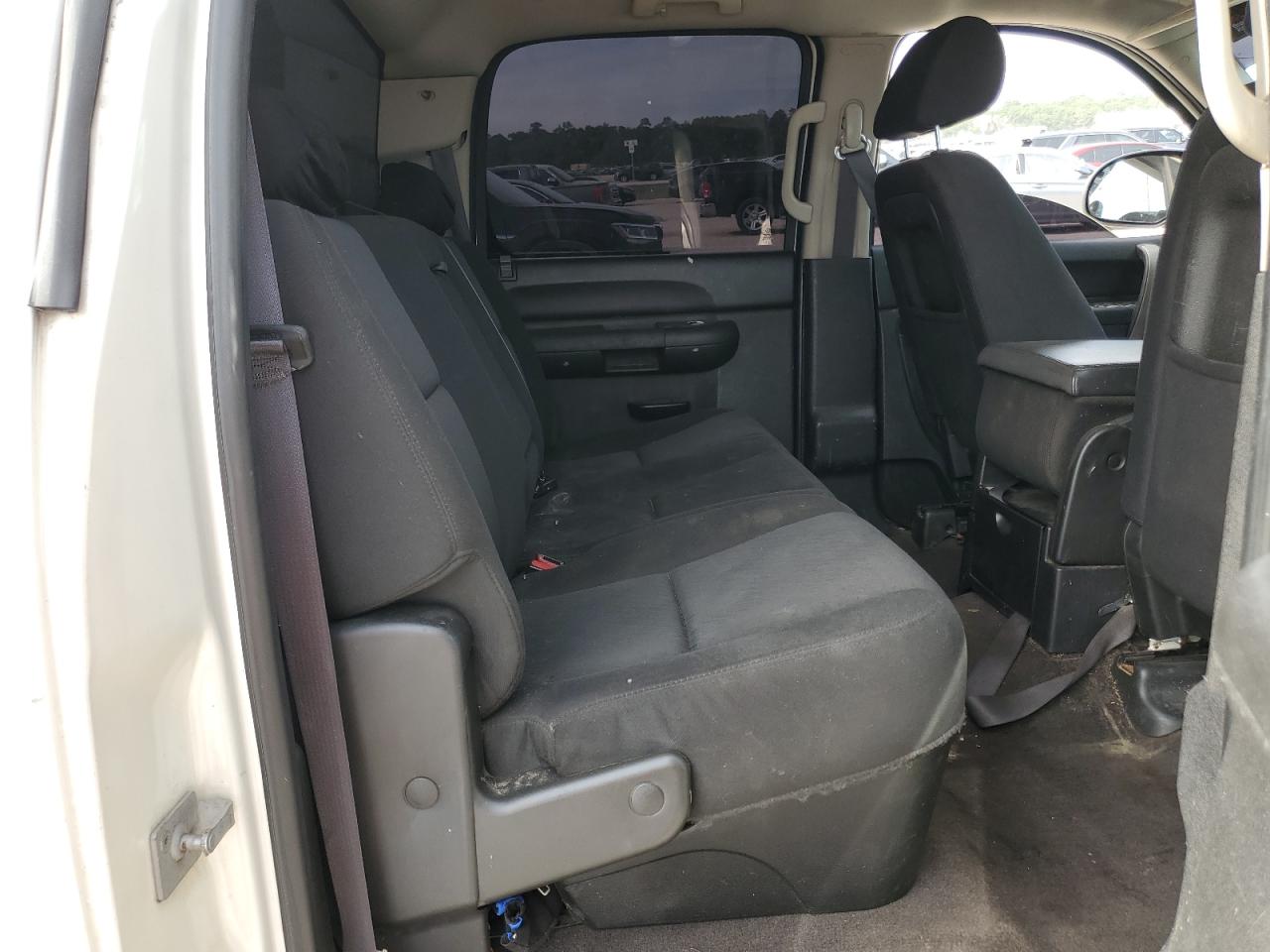 2011 Chevrolet Silverado C1500 Lt VIN: 3GCPCSE01BG236424 Lot: 53326735