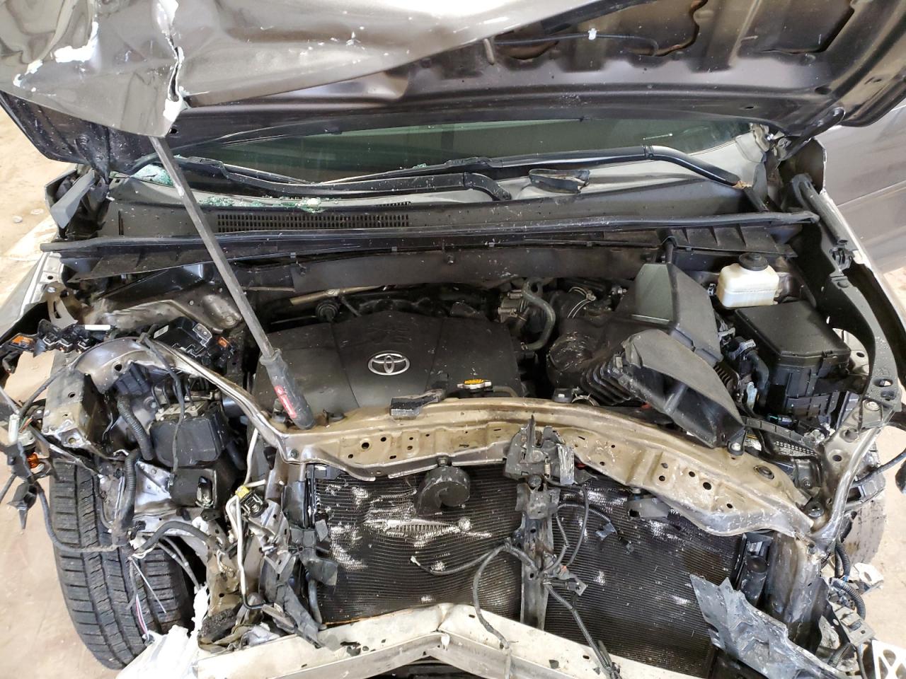 2017 Toyota Highlander Limited VIN: 5TDYZRFH4HS188587 Lot: 45690674