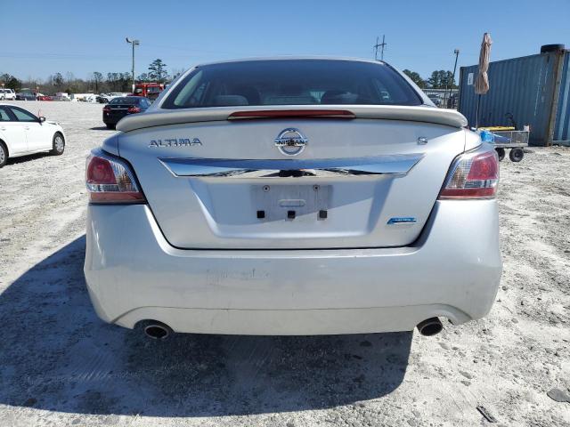 Sedans NISSAN ALTIMA 2014 Srebrny