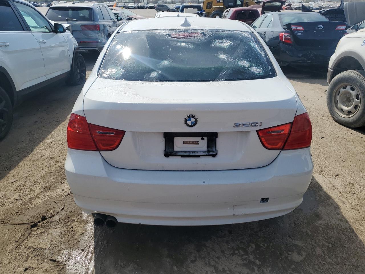 WBAPH7C53BE460151 2011 BMW 328 I