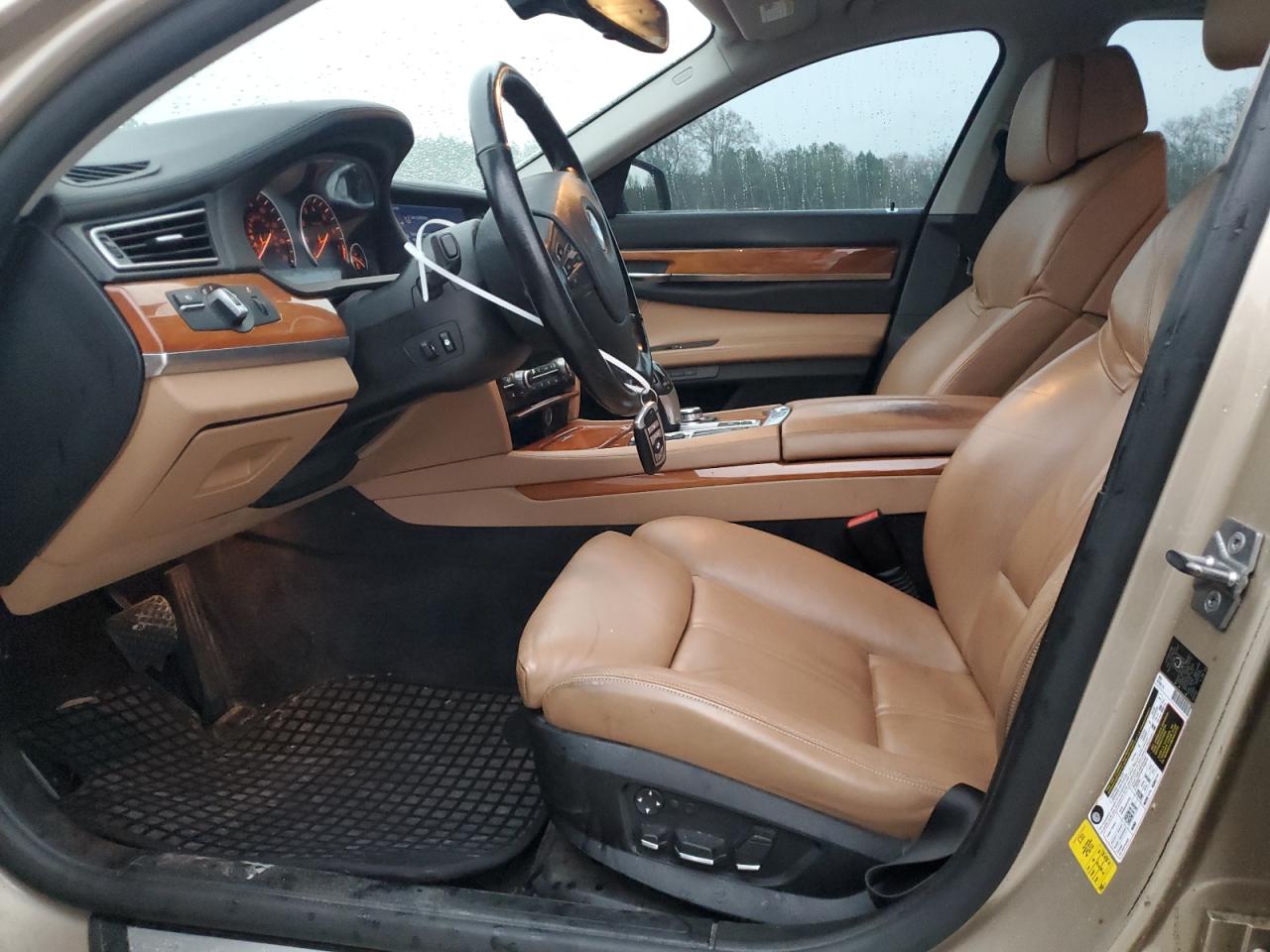 2011 BMW 740 I VIN: WBAKA4C5XBC612550 Lot: 46942364