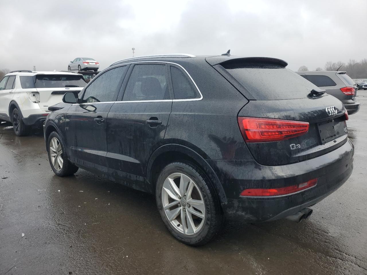 VIN WA1JCCFS4JR024704 2018 AUDI Q3 no.2