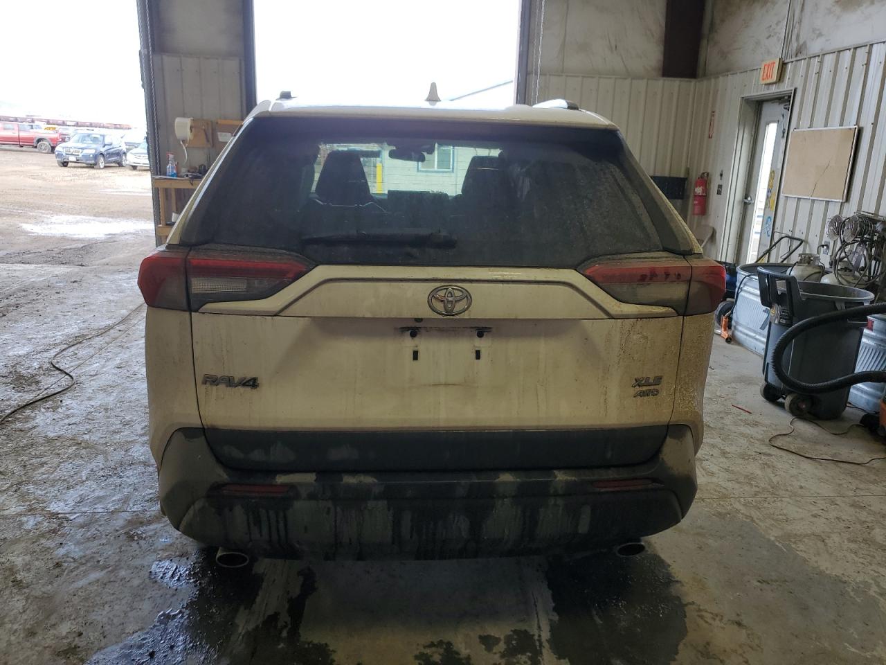 2019 Toyota Rav4 Xle Premium VIN: 2T3A1RFV2KC053971 Lot: 48370274