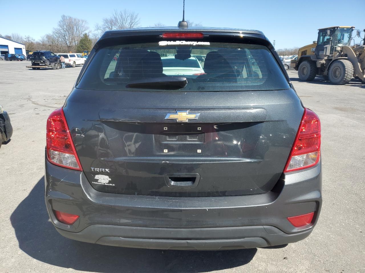 3GNCJKSB9KL318023 2019 Chevrolet Trax Ls