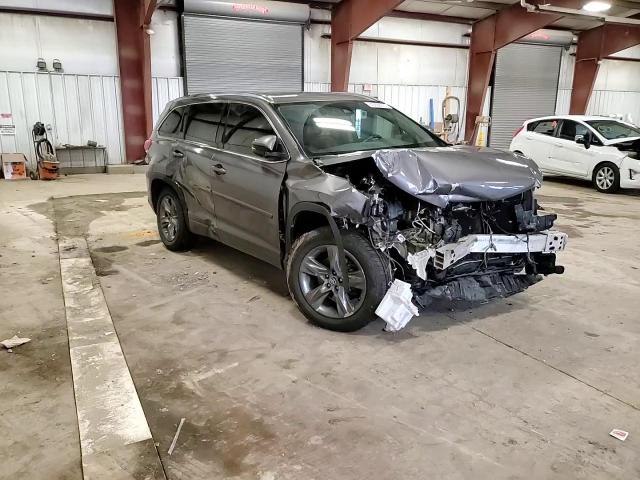 2017 Toyota Highlander Limited VIN: 5TDYZRFH4HS188587 Lot: 45690674
