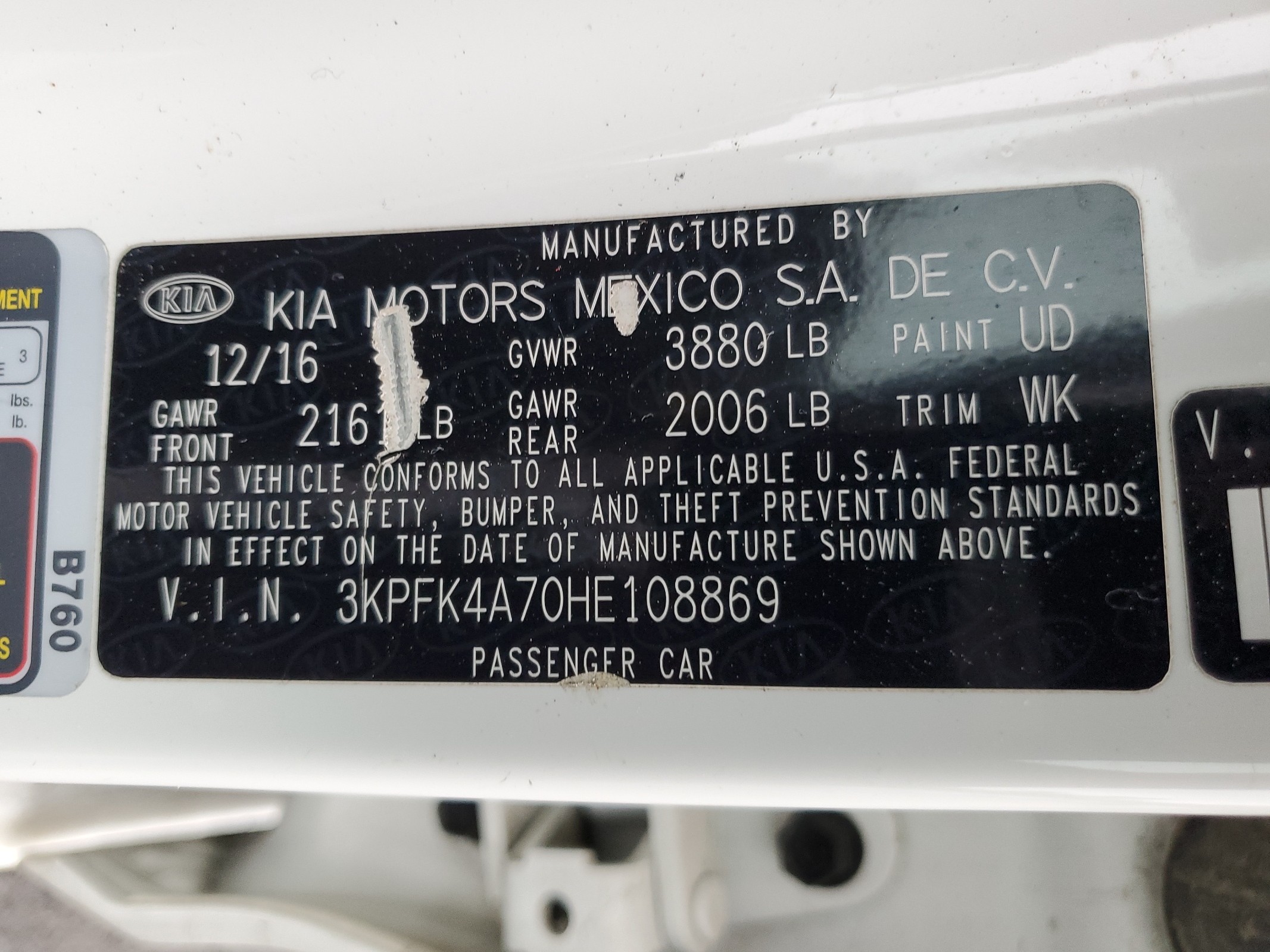 3KPFK4A70HE108869 2017 Kia Forte Lx