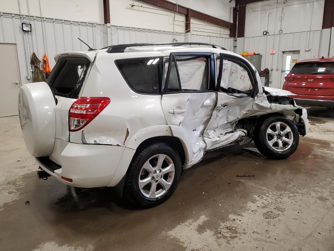 2010 Toyota RAV 4 - Image 3