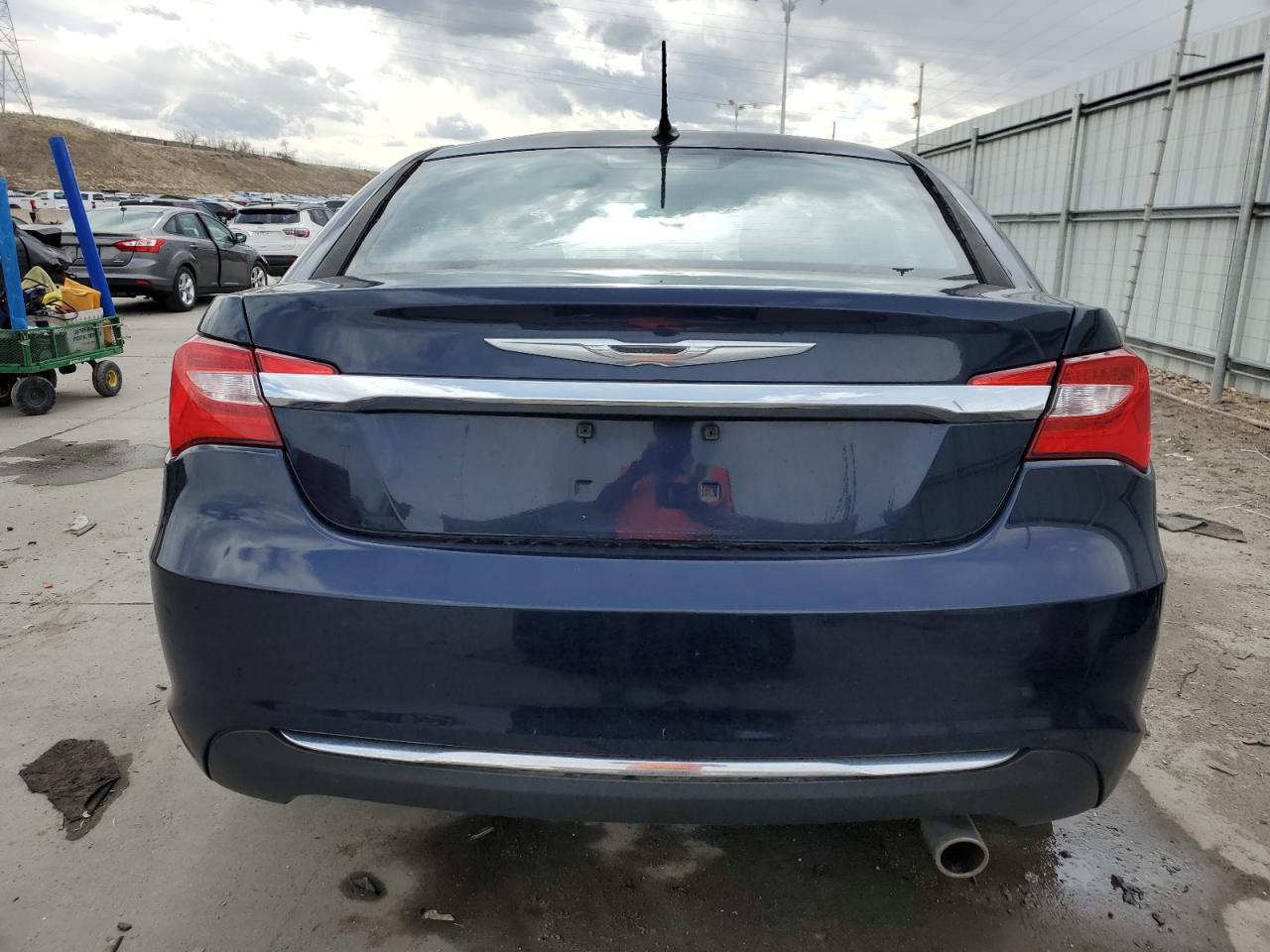 2013 Chrysler 200 Touring VIN: 1C3CCBBB4DN570403 Lot: 49042204