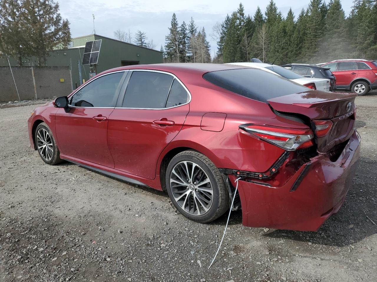 4T1B11HKXJU631328 2018 TOYOTA CAMRY - Image 2