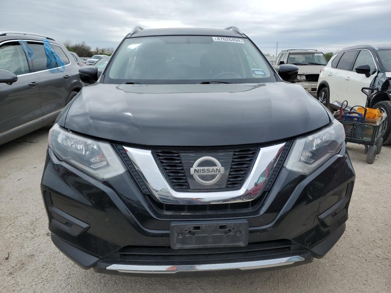 2017 Nissan Rogue - Image 5