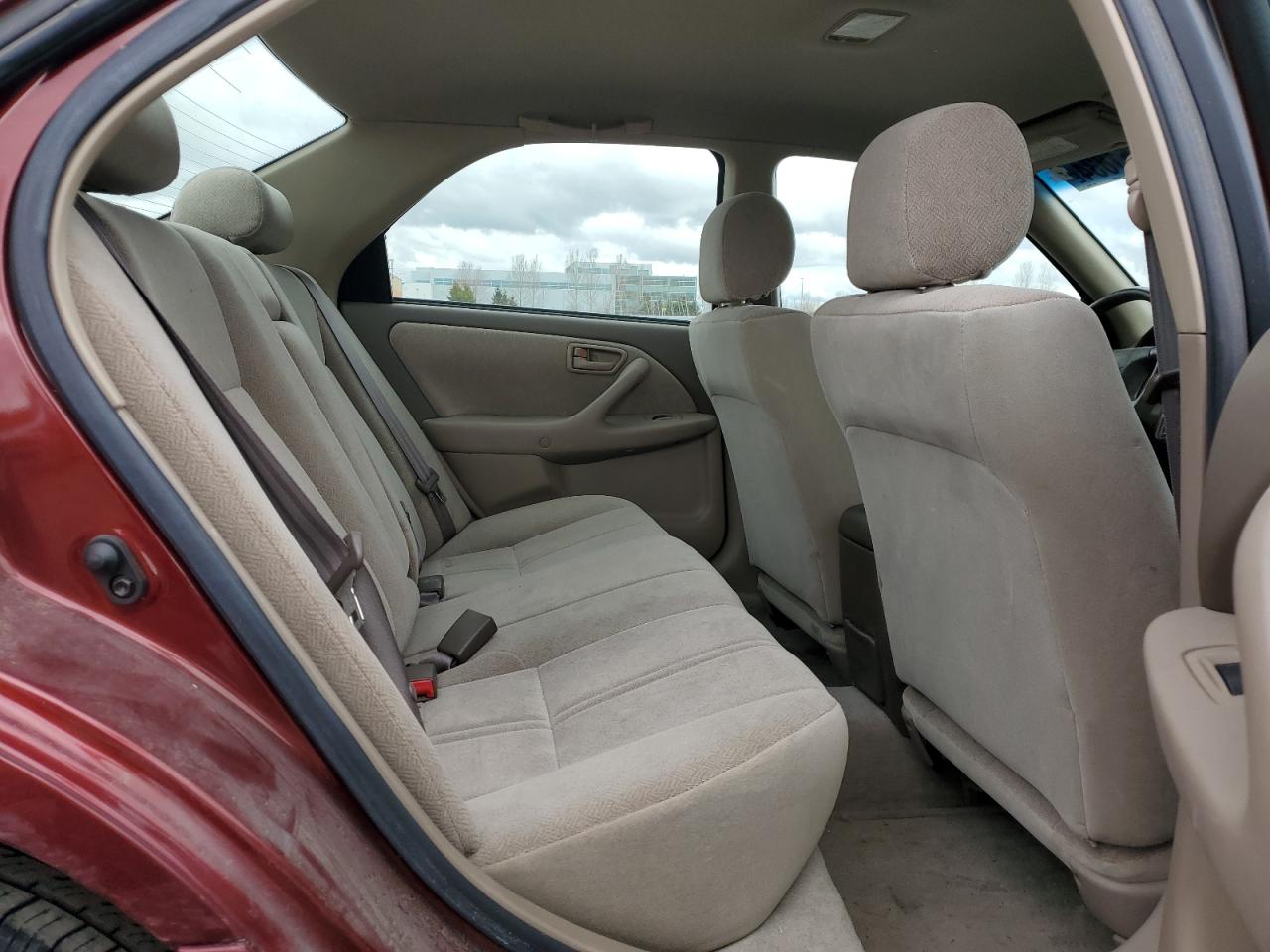 2000 Toyota Camry - Image 10