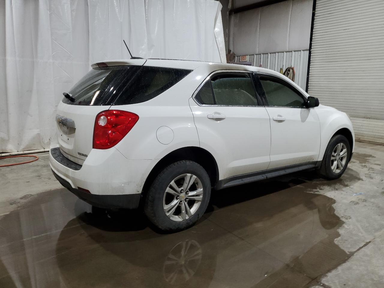 VIN 1GNFLEEK3FZ142329 2015 CHEVROLET EQUINOX no.3