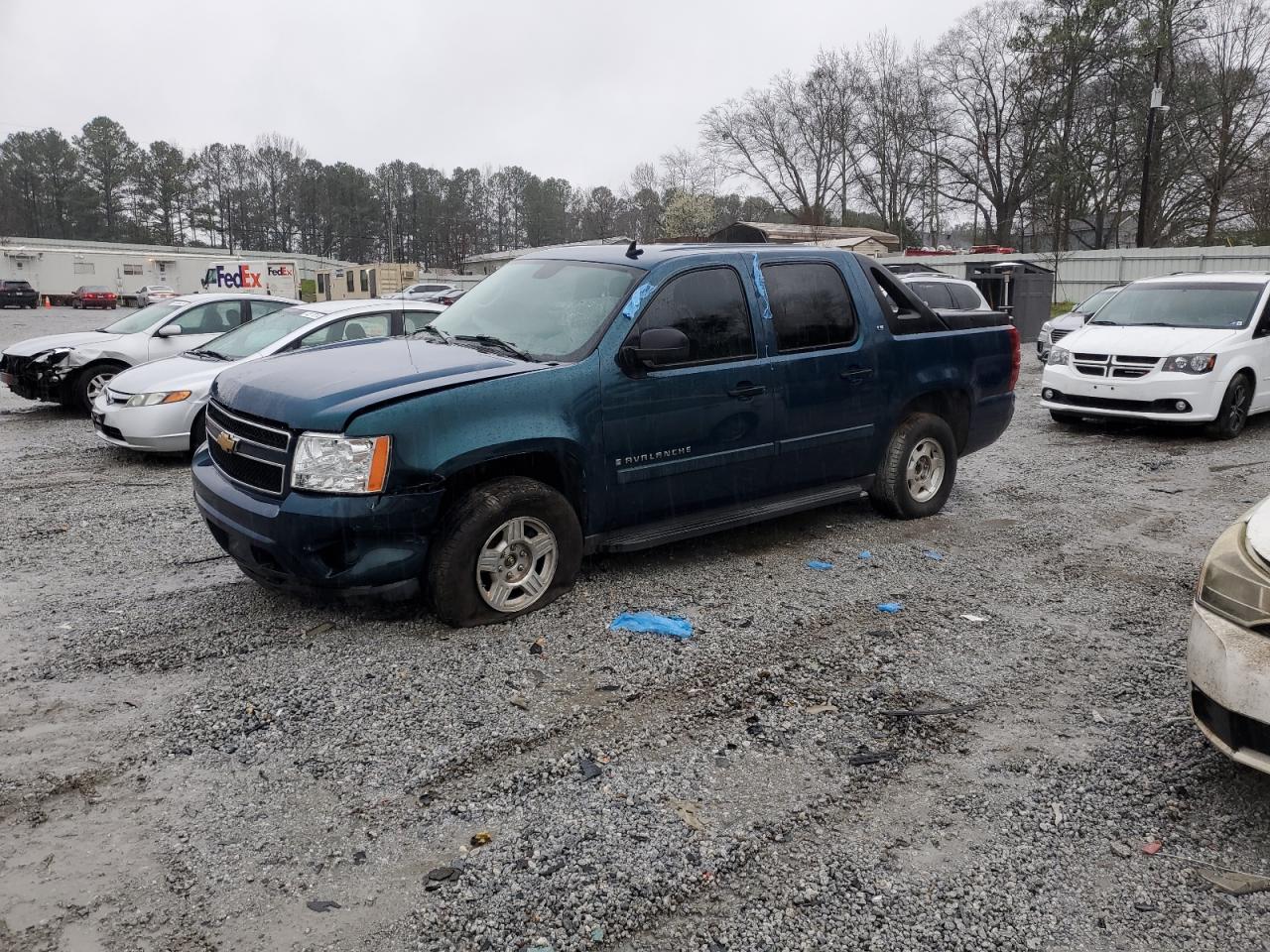 2007 Chevrolet Avalanche - Image 1
