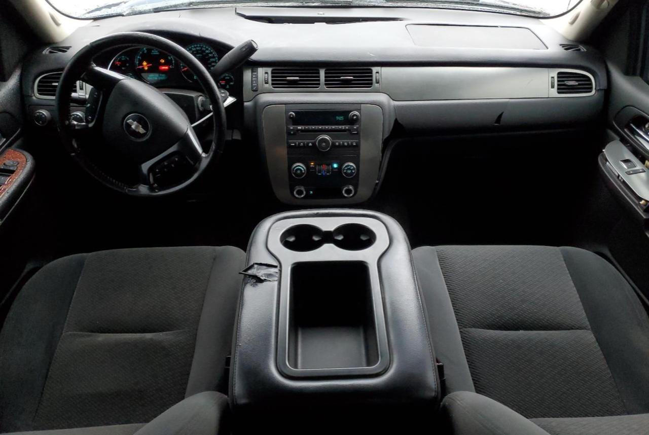 2007 Chevrolet Avalanche - Image 8